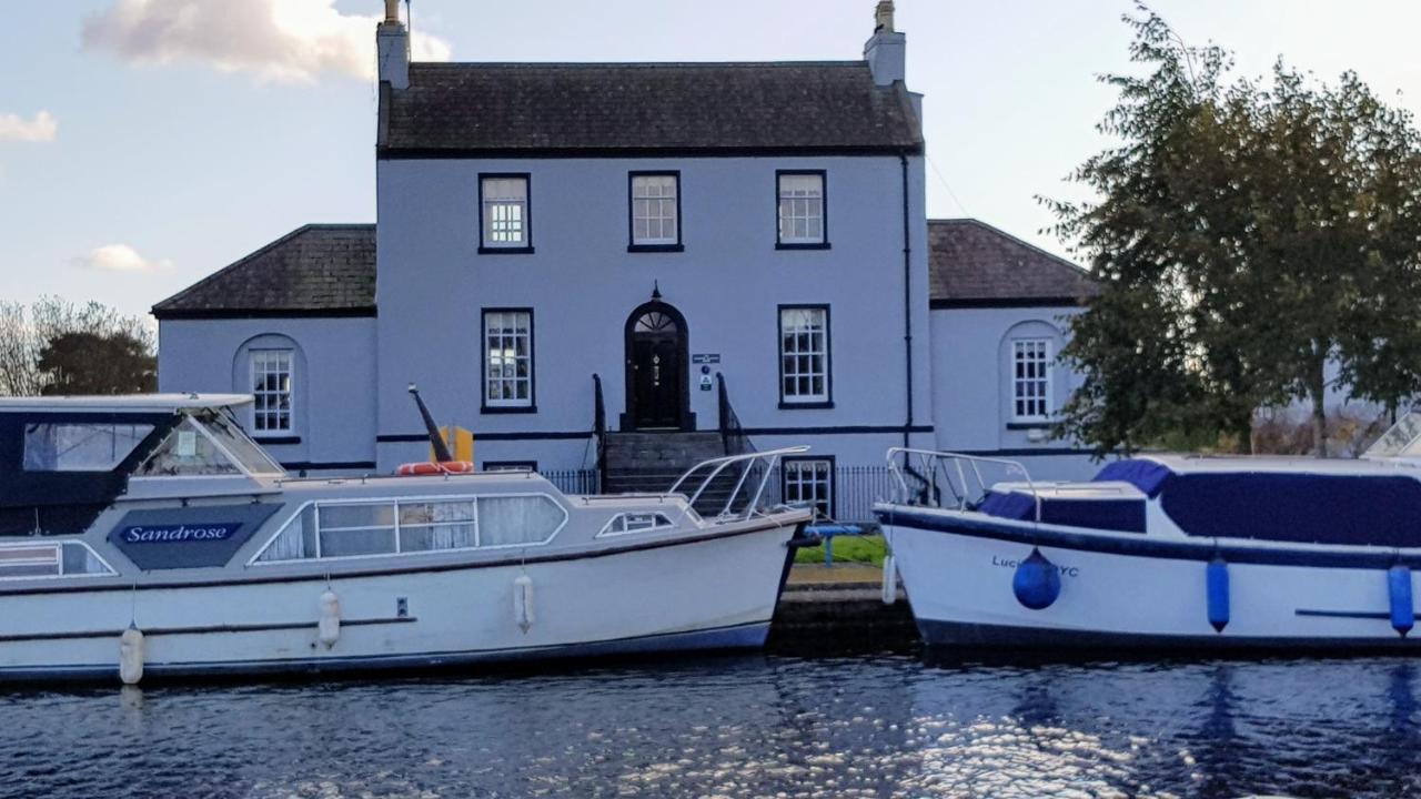The Harbour Masters House Acomodação com café da manhã Banagher Exterior foto